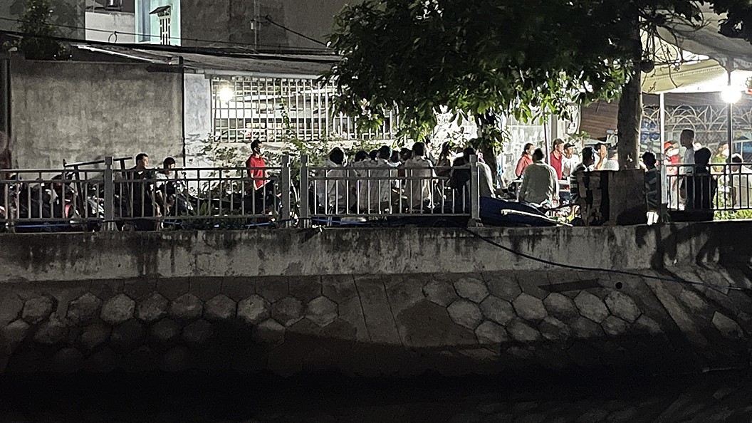 2 children drown in Saigon canal