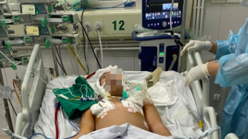 Kỳ tích hơn 80 ngày cứu sống bệnh nhi mắc Covid-19