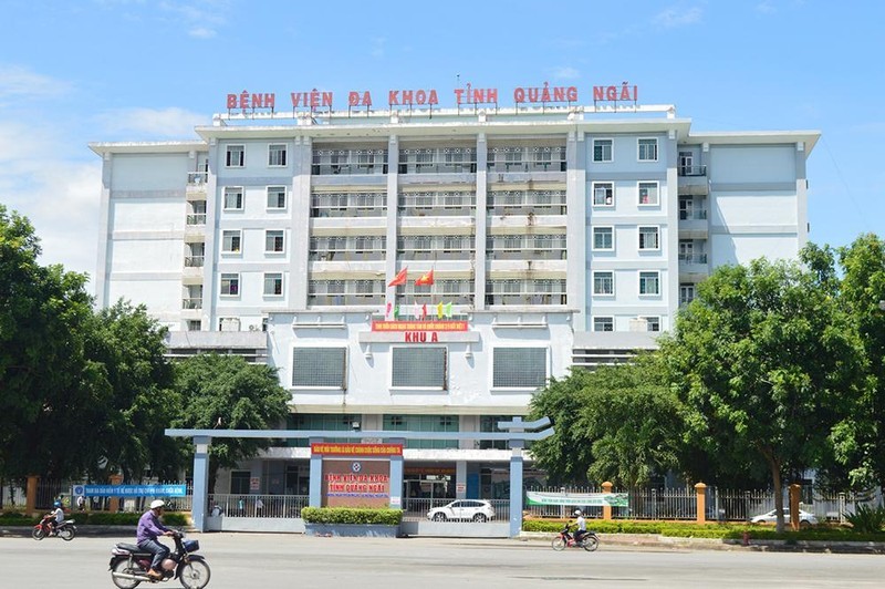 6 tháng đầu năm 2022, Bệnh viện đa khoa tỉnh Quảng Ngãi là cơ sở y tế công lập có số bác sĩ thôi việc nhiều nhất tỉnh, với 4 bác sĩ.