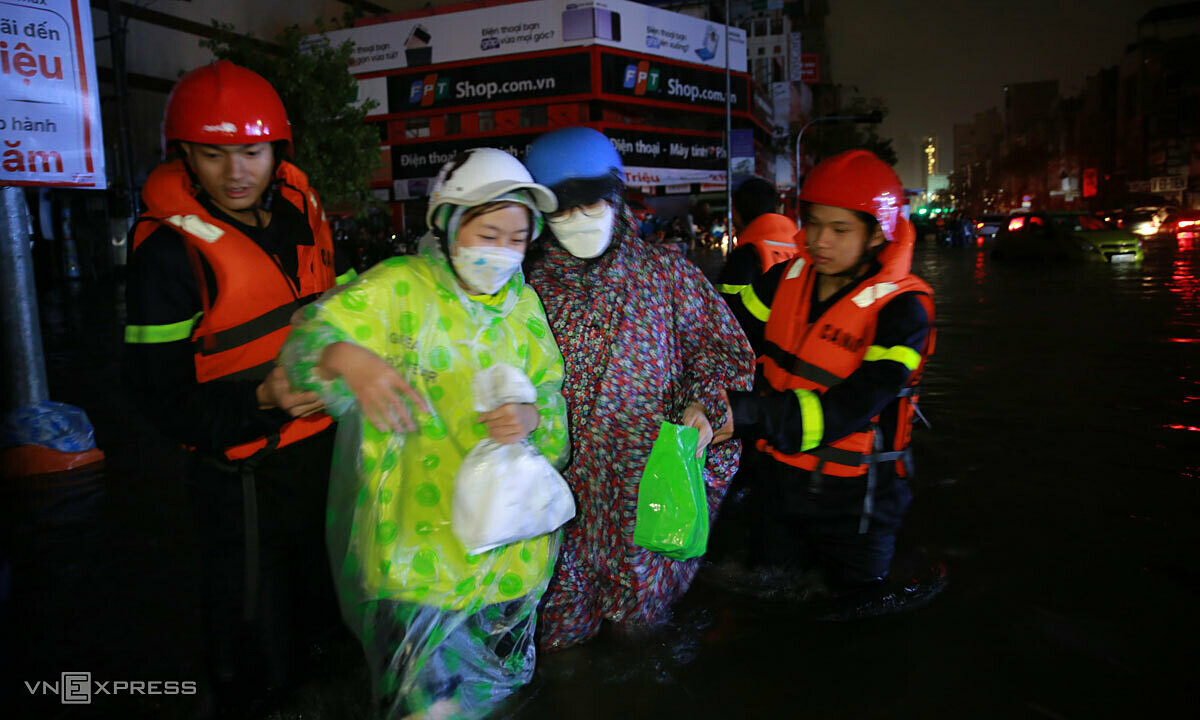 Four die in Da Nang floods