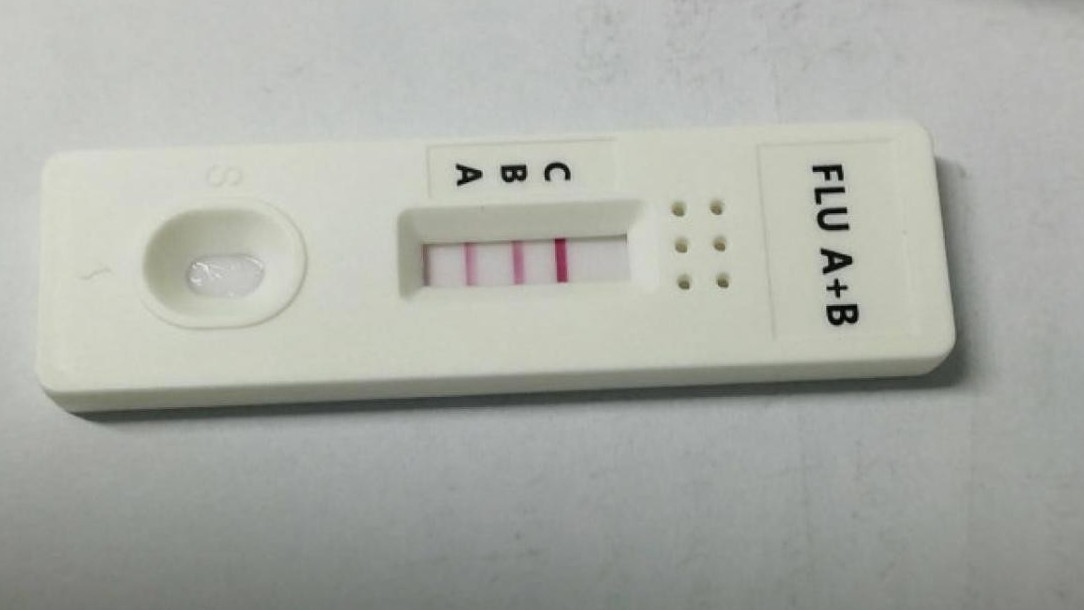 Nhà nhà nhiễm cúm, thuốc Tamiflu lúc nào nên dùng?