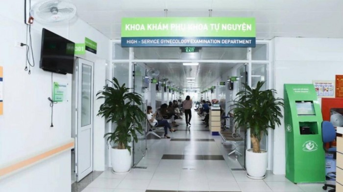 Khoa khám Phụ khoa tự nguyện tại BV Phụ sản Hà Nội.