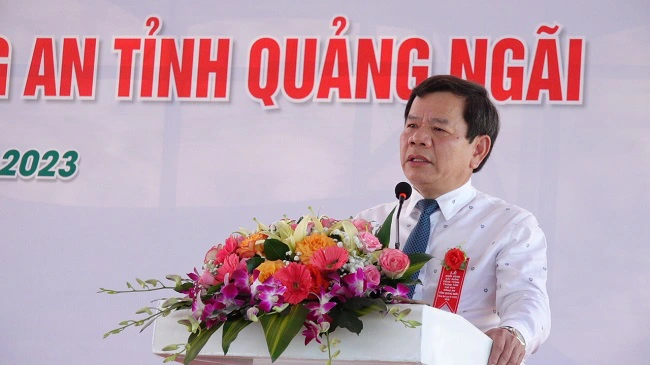 Thưởng nóng lực lượng phá nhanh vụ án hai nữ công nhân bị bắn