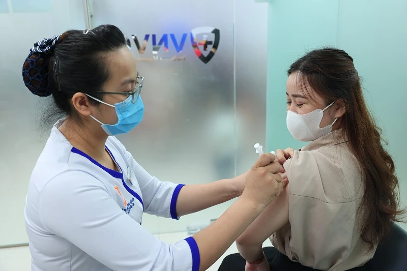 Gia tăng trẻ em nhập viện, tiêm vaccine dại vì bị chó nhà cắn