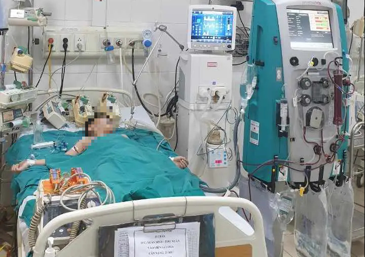 Kết quả ban đầu vụ 2 cháu bé nguy kịch sau khi ăn bim bim và mì cay