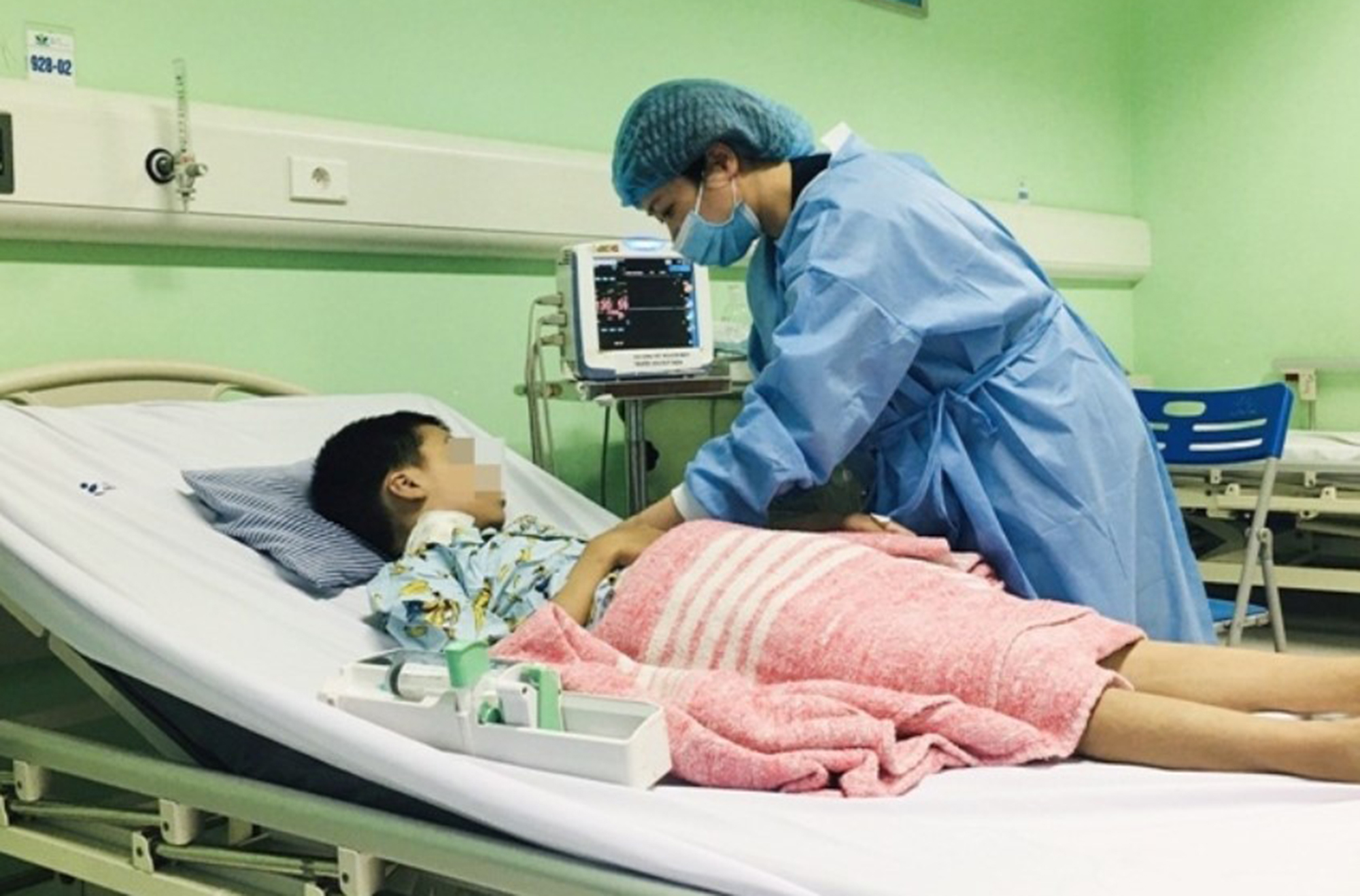 Hồi sinh những bệnh nhi suy thận giai đoạn cuối