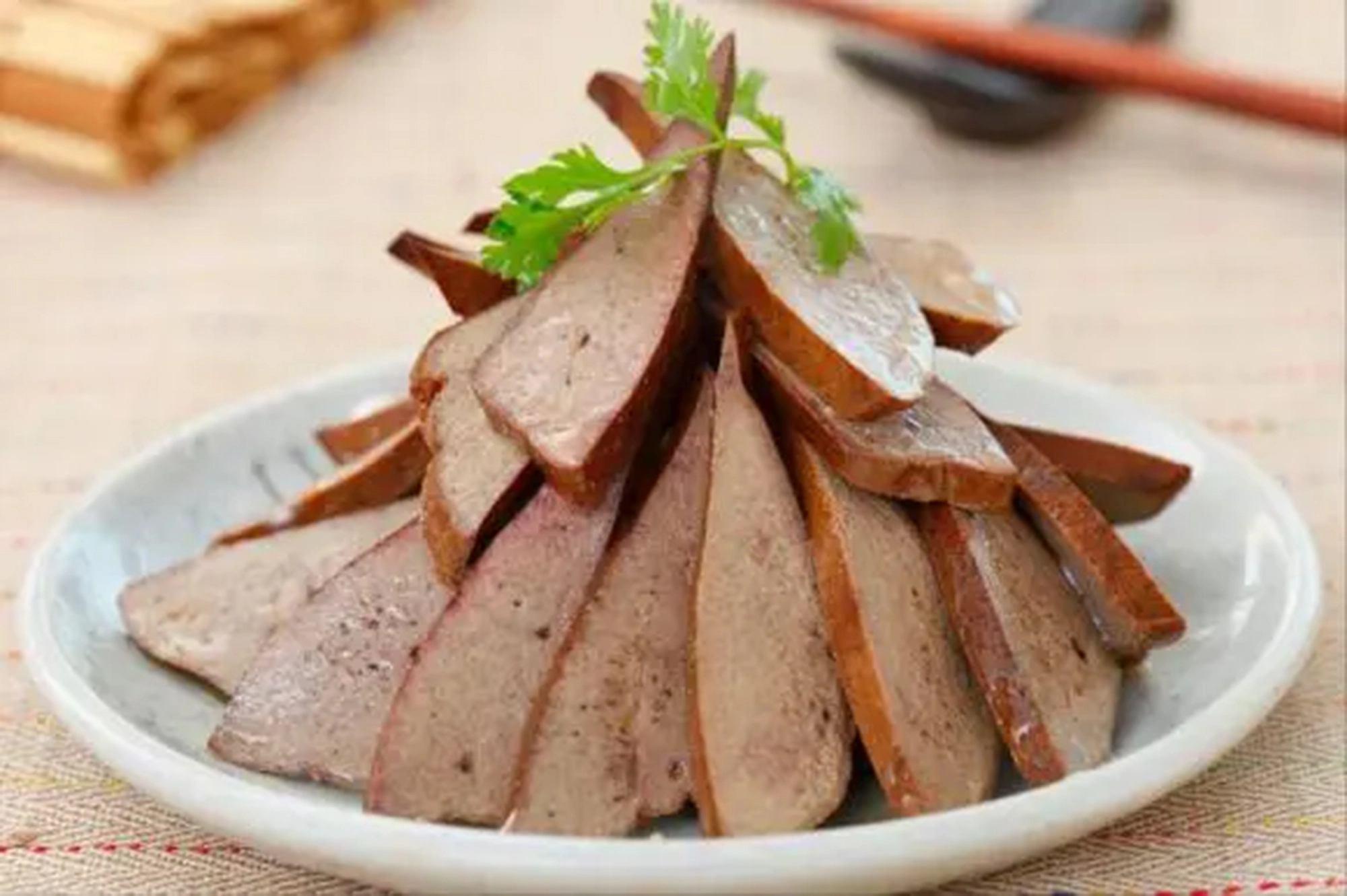 Ăn gan lợn có độc không?