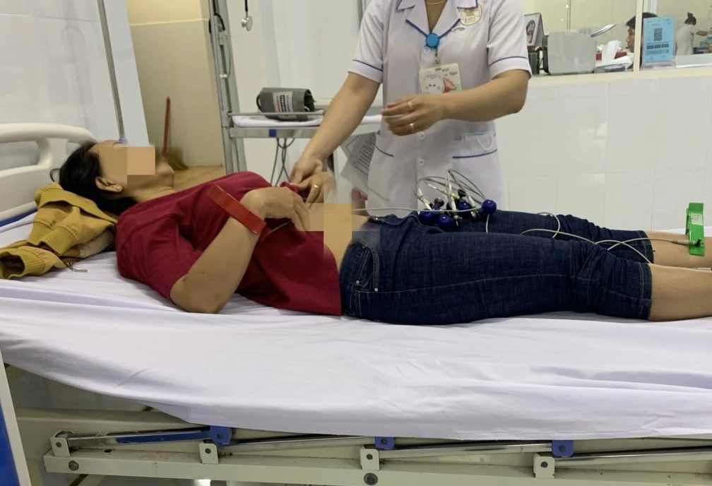 Vụ nôn ói sau ăn bánh mì: Đã có 222 người nhập viện thăm khám, điều trị