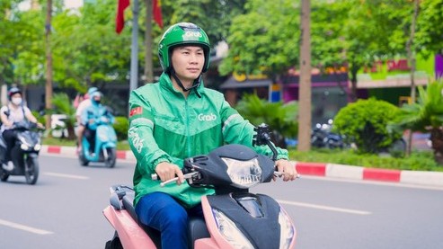 Giám đốc chạy Grab để học hỏi, vực dậy công ty sau khó khăn
