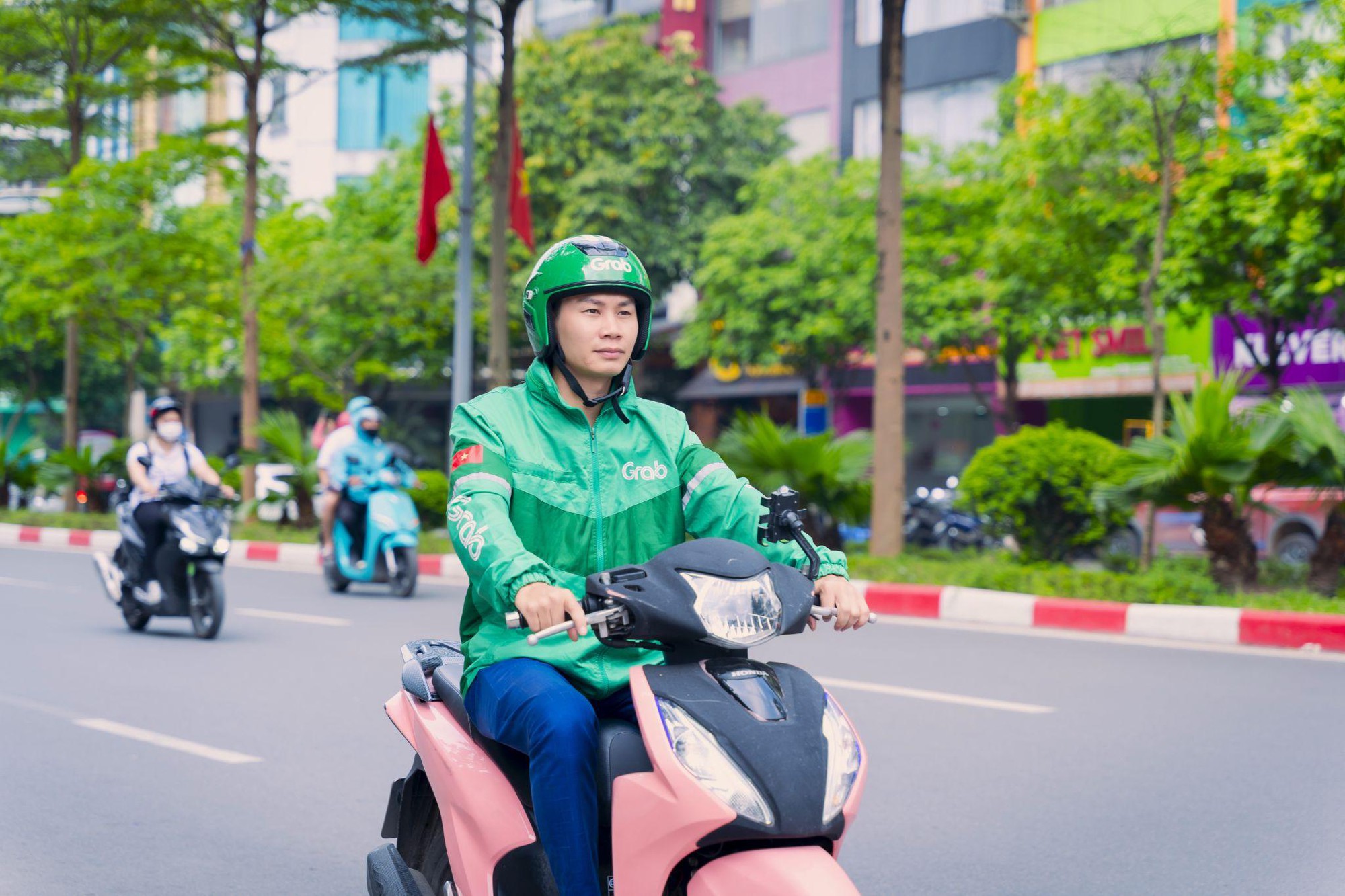 Giám đốc chạy Grab để học hỏi, vực dậy công ty sau khó khăn