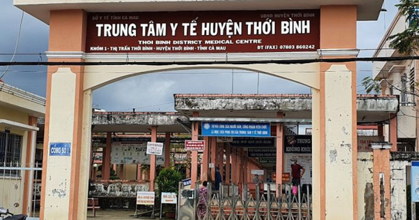 Bé trai 4 tháng tuổi sốc phản vệ: Đình chỉ điều dưỡng, điều chuyển bác sĩ trực