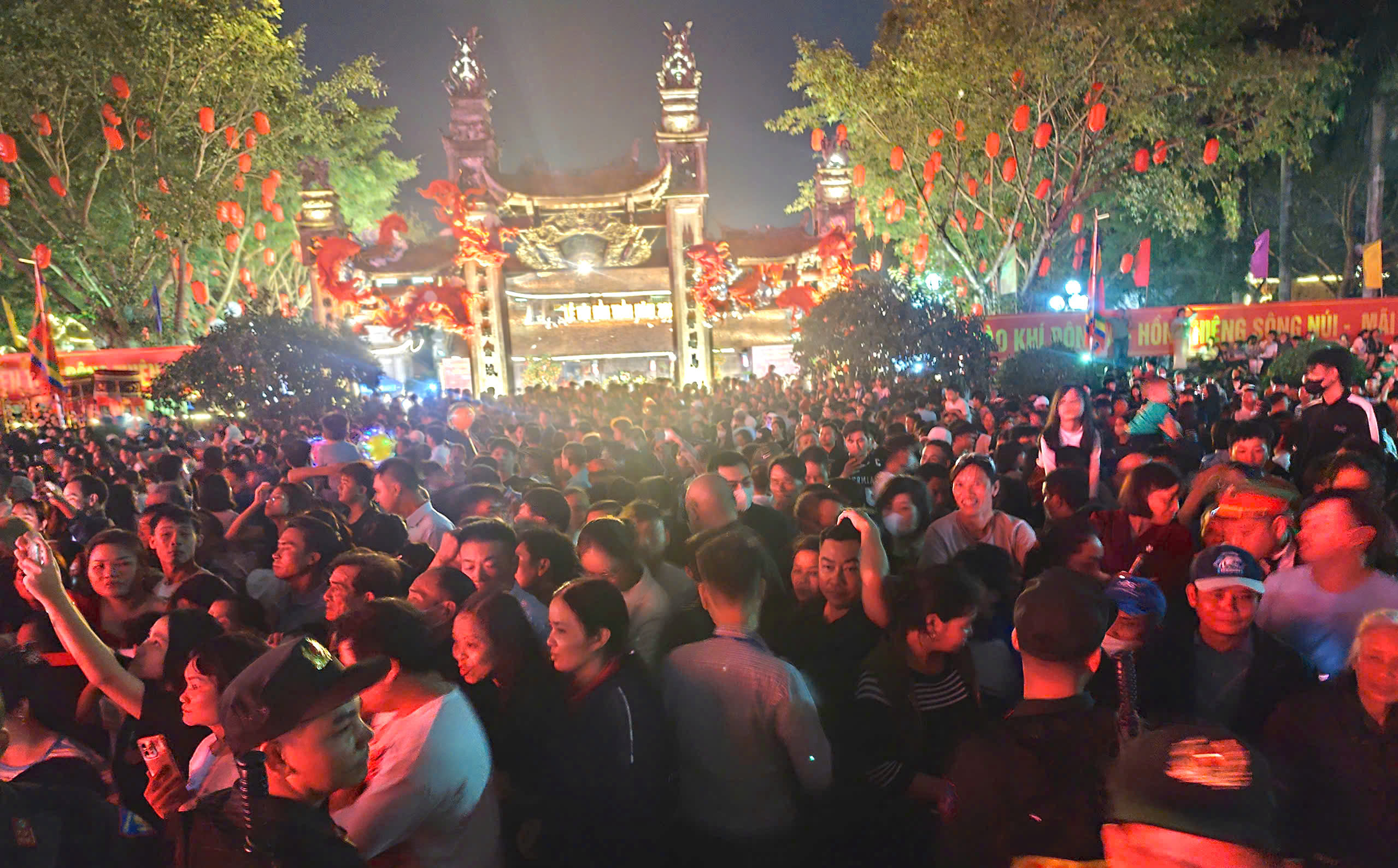 Khai hội đền Trần tỉnh Hưng Yên năm 2026